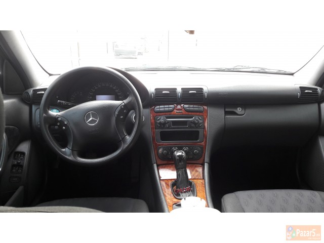 Mercedes C200 Godina 2001