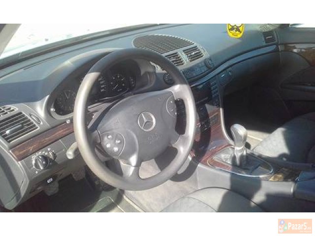 Prodavam Mercedes E220