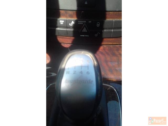 Prodavam Mercedes E220