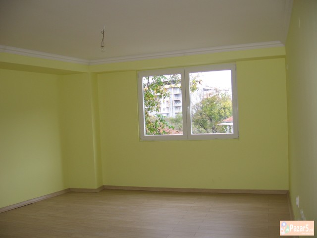 Hitno Se Prodava Nov Stan