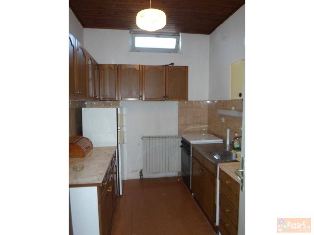 Isdavam Trosoben Namesten Stan Vo N.lisice