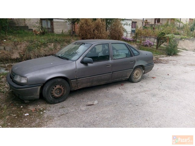 Hitno Opel Vectra