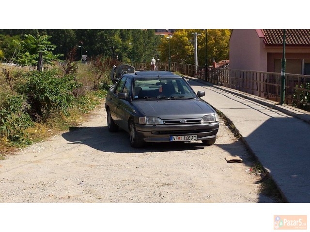 Ford Orion Ghia Si 