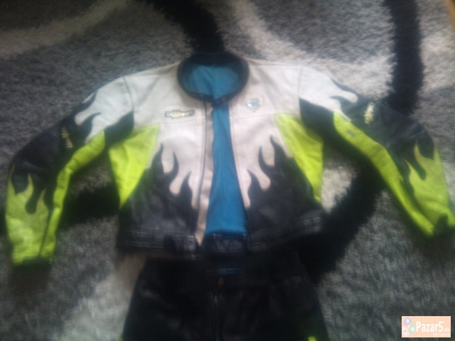 Prodavam Ili Menuvam Odelo Za Motor Texport