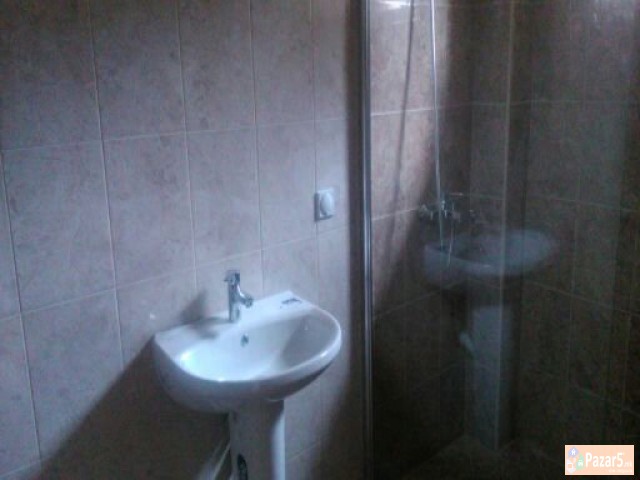 Се изнајмува празен стан во Тафталиџе 2