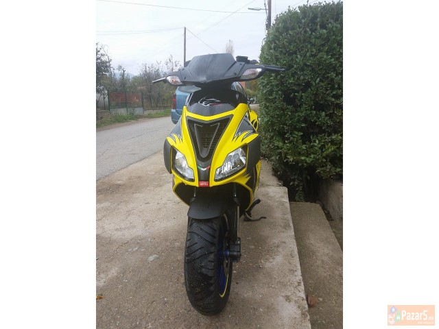 Aprilia Sr 50 Odlicna!