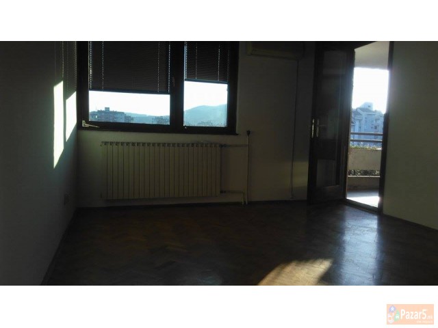 Стан во Аеродром 58 квадрати - закуп