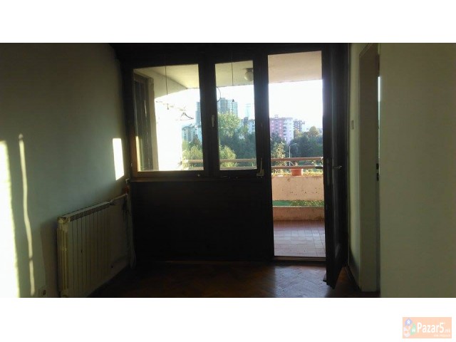 Стан во Аеродром 58 квадрати - закуп