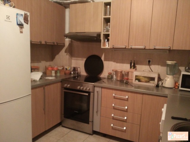 Izdavam Stan Vo Centar