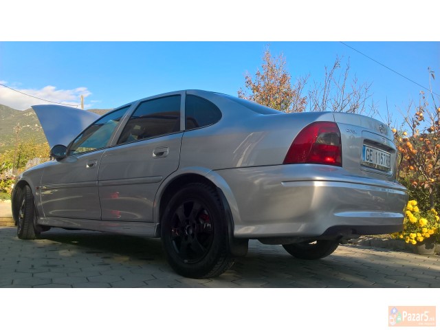 Opel Vectra 2.2 Dti