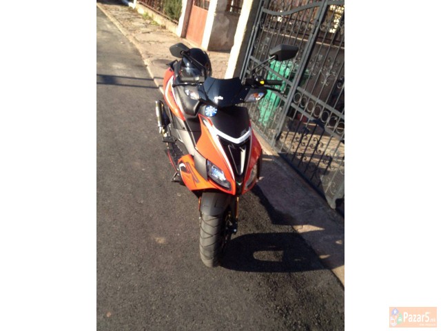 Se Prodava Aprilia Sr50 2016