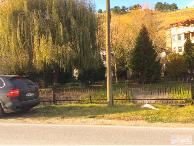 Se Prodava Ili Zamenuva Za 4 Stana