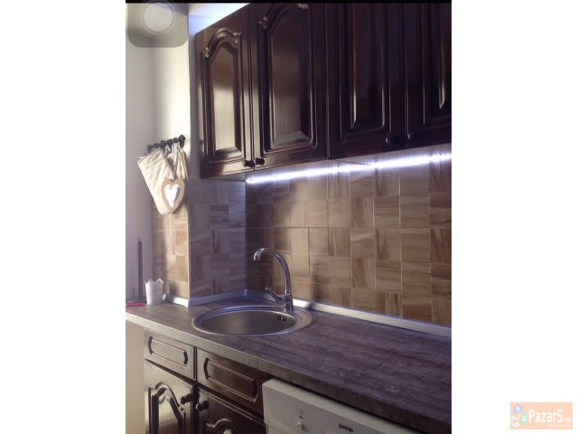 Izdavam Stan Vo Porta Vlae