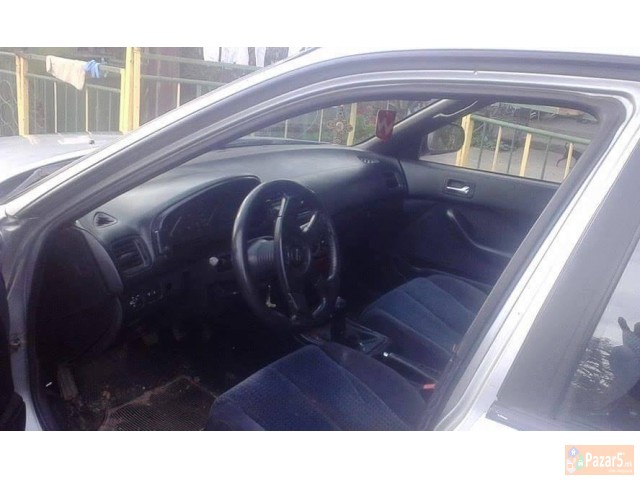 Honda Acord 97 God 2.0td Moze Zamena