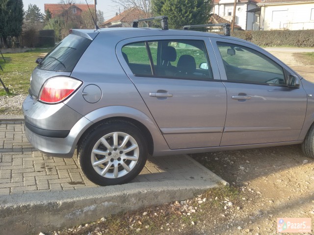 Opel Astra H 1.7 Cdti 2006 Godina