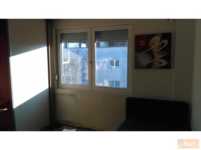 Се изнајмува стан до Драмски театар