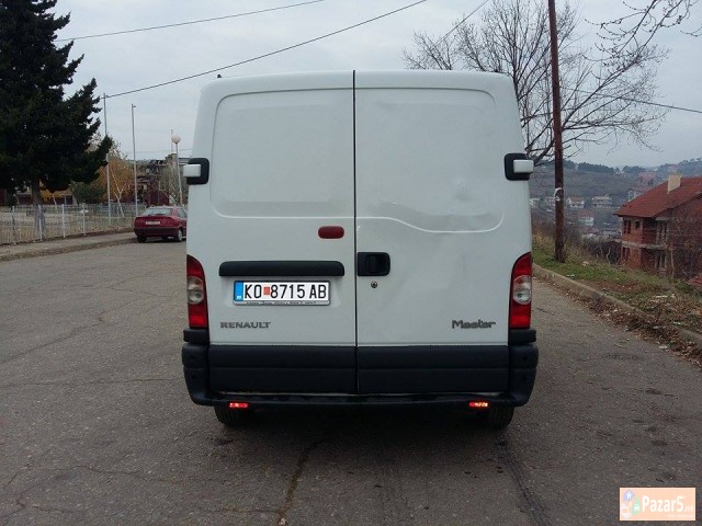 Se Prodava Tovarno Vozilo Kombe