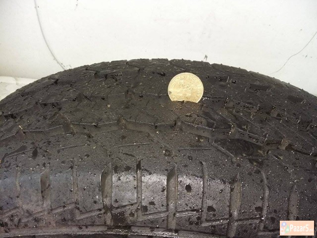 Se Prodava Tovarno Vozilo Kombe