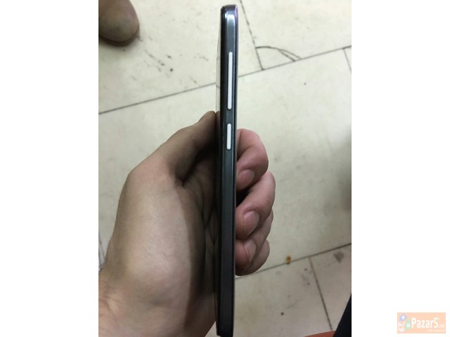 Продавам Alcatel Onetouch Idol 2s поволно! 