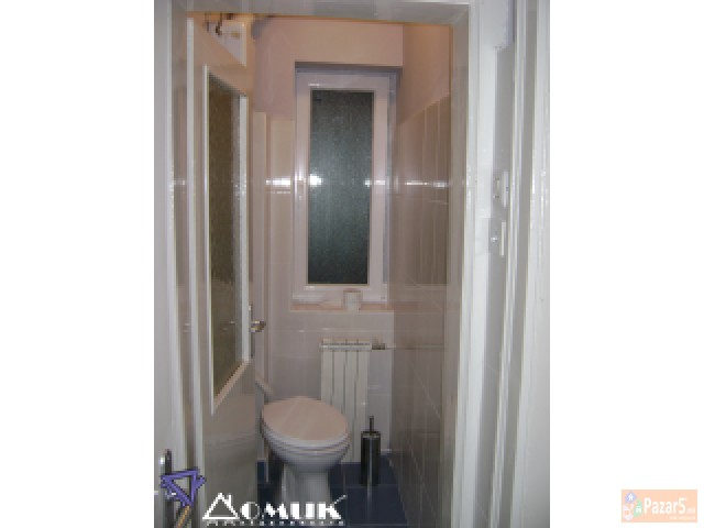 Domik Izdava Deloven Prostor Vo Centar