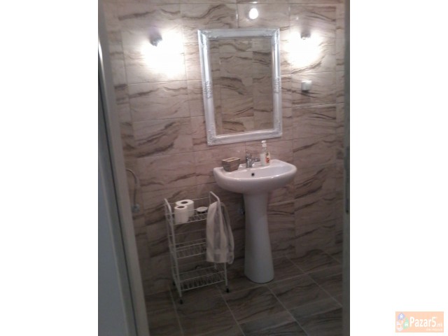 Se Izdava Deloven Prostor