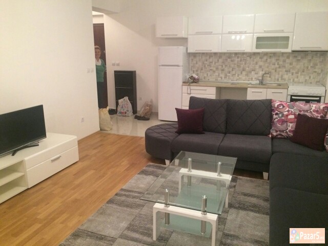 Nov Moderen Stan Vo Leptokarija