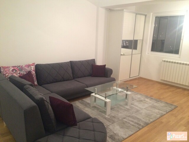 Nov Moderen Stan Vo Leptokarija