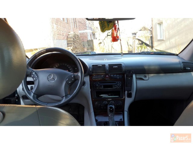 Mercedes Benz C220