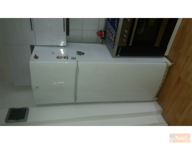 Frizider Indesit 187 * 70 * 60
