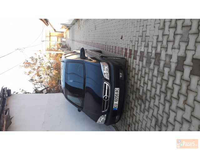 Opel Zafira 2003 Godina 2.2 