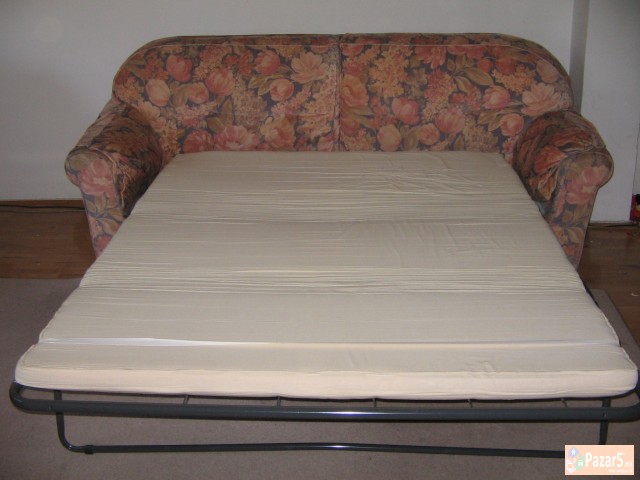 Prodavam Trosed I Dvosed