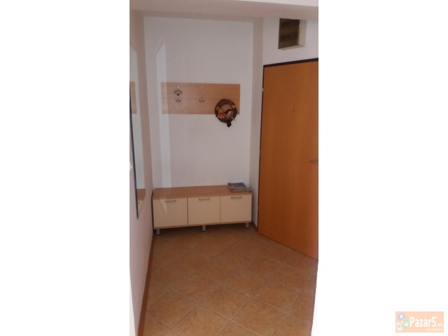 АВА ДОМ изнајмува комплетно наместен стан