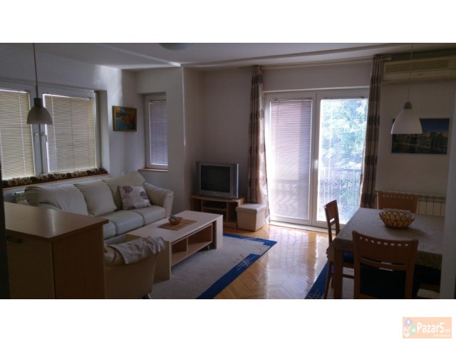 АВА ДОМ изнајмува комплетно наместен стан