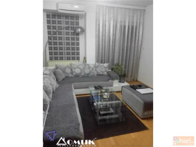 Domik Prodava 3 Soben Stan Vo Novo Lisice