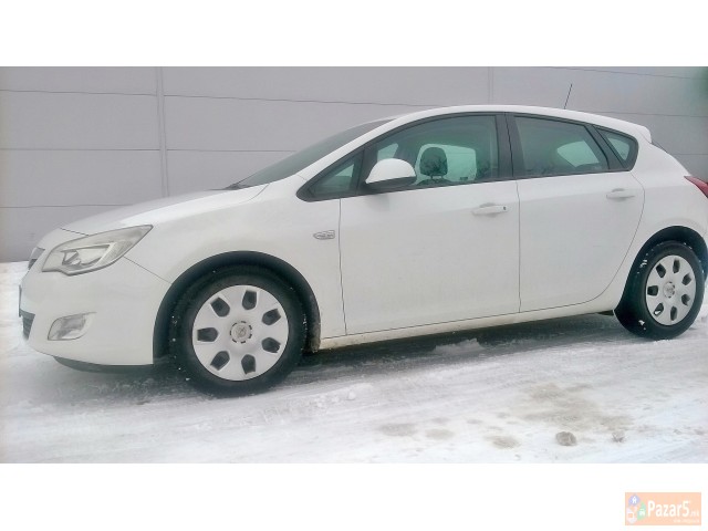 Se Prodava Opel Astra J 1.3 Cdti 2010 God