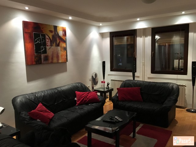 Odlicen Stan Vo Debar Maalo, Centar