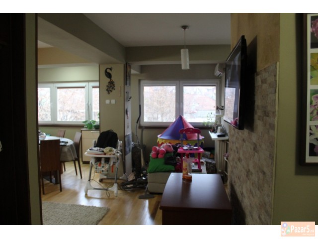 АВА ДОМ продава двособен стан