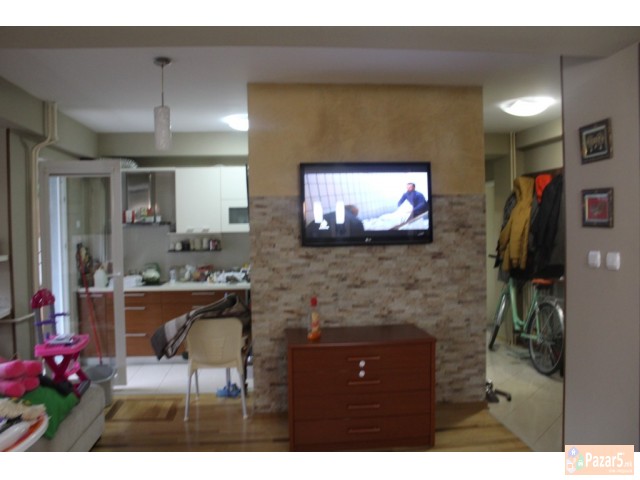 АВА ДОМ продава двособен стан