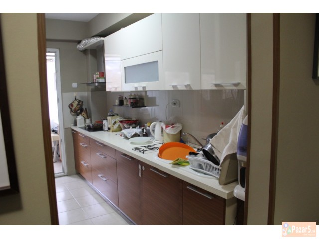 АВА ДОМ продава двособен стан