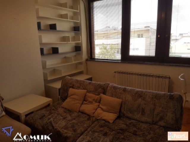 Domik Izdava 2 Soben Namesten Stan Kaj Katolicka