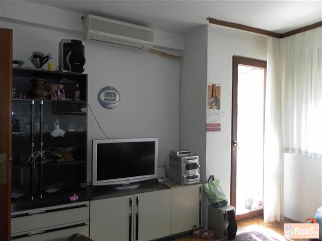 Kuka 210m2+300m2 Dvor Vo Butel 2