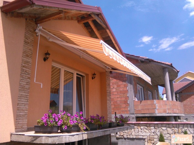 Tendi Nastresnici Zavesi