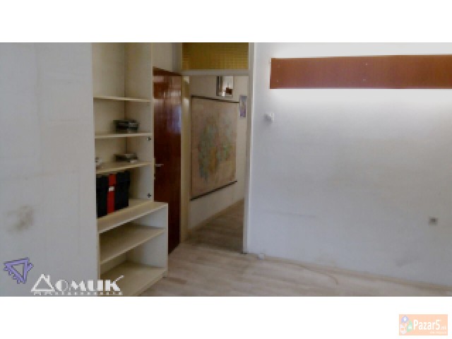 Domik Izdava Deloven Prostor Vo Centar Sproti Rams