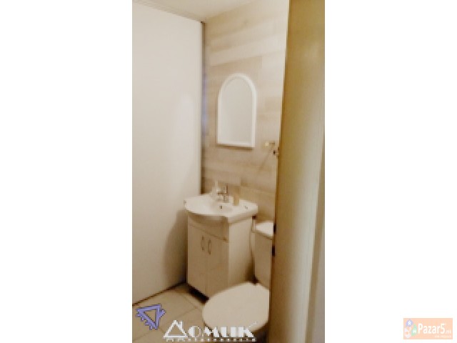 Domik Izdava Deloven Prostor Vo Centar Sproti Rams