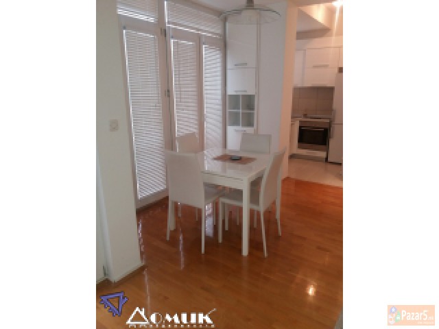 Domik Izdava Lux 3 Soben Stan Vo Debar Maalo.