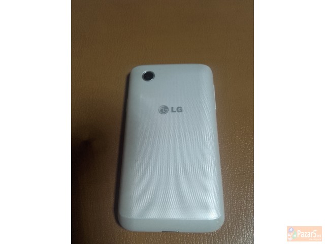 Prodavam Ili Menuvam Tri Za Eden