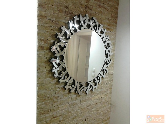 МЕРМЕРНА БУЊА И УКРАСЕ КАМЕН