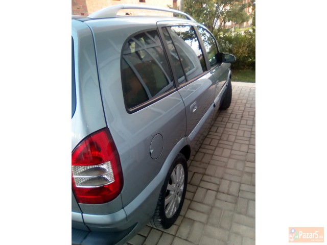 Opel Zafira 2.2dti 2005 God
