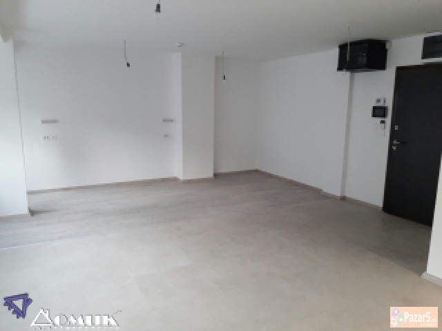 Domik Izdava Deloven Prostor Vo Centar