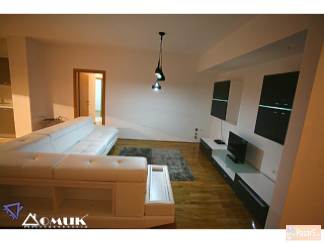 Domik Izdava Lux 3 Soben Stan Vo Centar Kaj Mvr